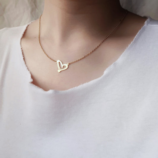 CHEN'S HEART NECKLACE